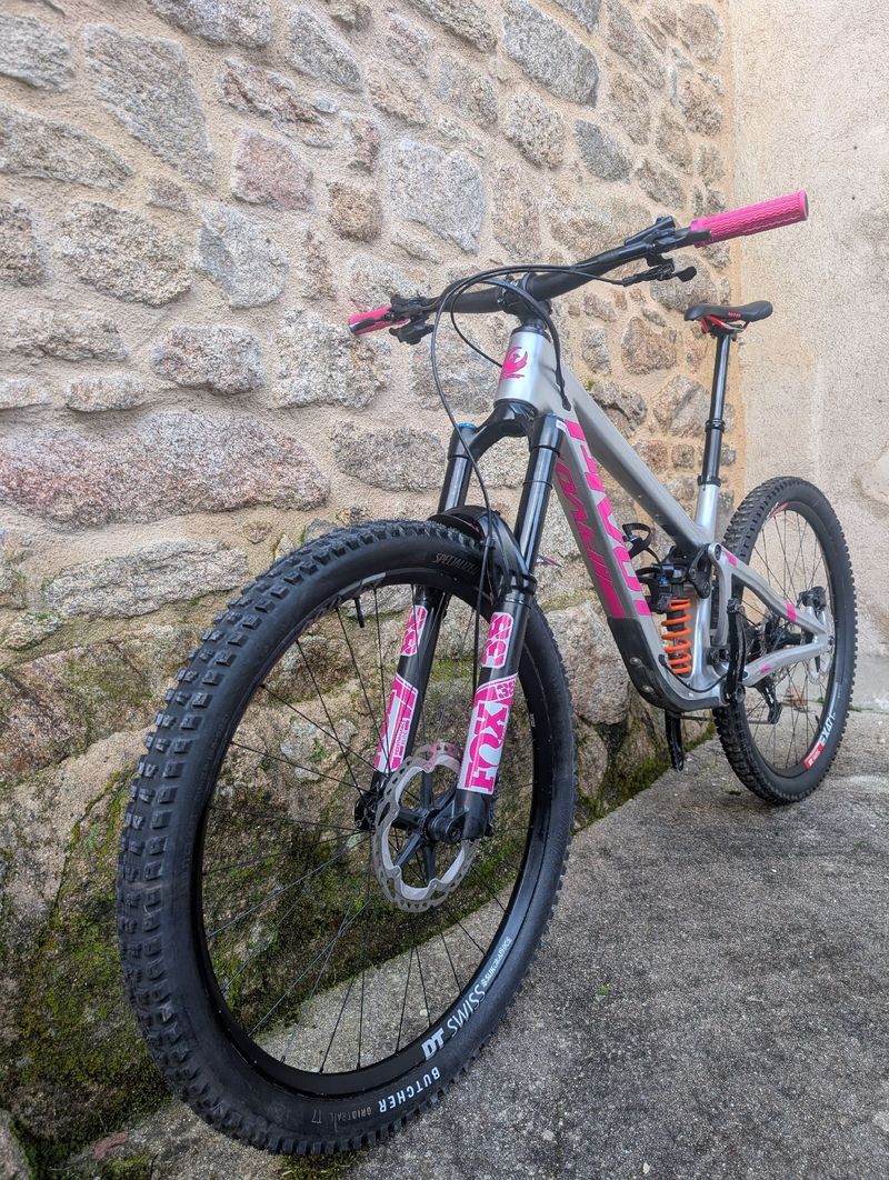 Używany Pivot Firebird 29 Pro XT/XTR 2023 2023 Mountainbike — zdjęcie 3 z 20
