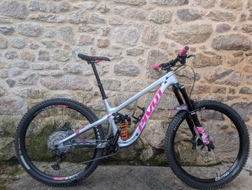 Używany Pivot Firebird 29 Pro XT/XTR 2023 2023 Mountainbike — zdjęcie 1 z 20
