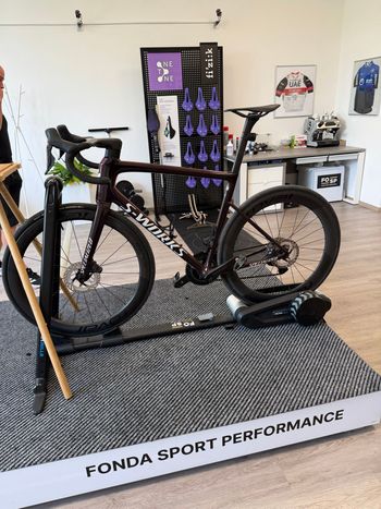 Used Specialized S-Works Tarmac SL8 Frameset - FACT 12r Carbon 2026 2026 Road & Gravel, Red — image 2 of 5