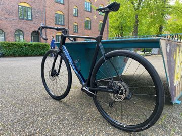 Brugt Giant Tcr Shimano 105 Di2 2022 Road & Gravel — billede 2 af 6