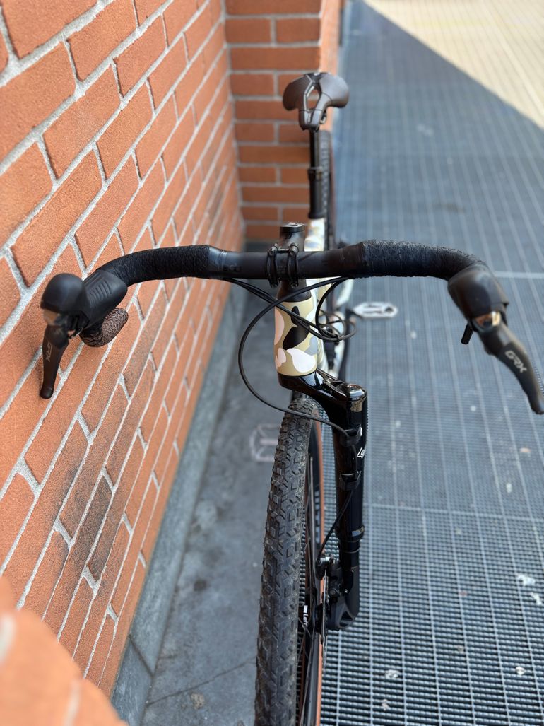 Used Cannondale Topstone Carbon 2 Lefty 2024 2024 Road & Gravel, Orange — image 3 of 7