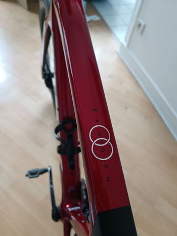 Used Trek Madone SL 6 AXS Gen 8 2025 2025 Road & Gravel — image 4 of 16