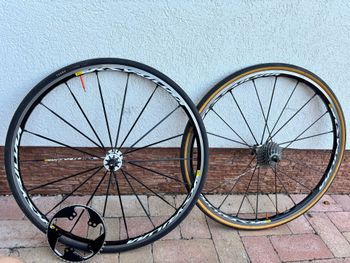 Used Look 695 Campagnolo Super Record 2014 Road & Gravel, Black — image 10 of 13