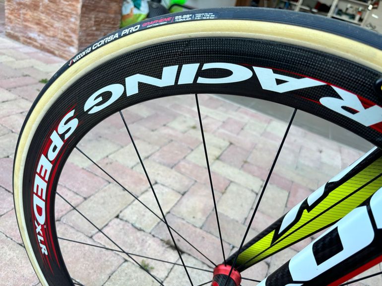 Used Look 695 Campagnolo Super Record 2014 Road & Gravel, Black — image 9 of 13