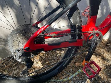 Gebrauchtes Orbea Occam Shimano Deore XT 2018 Mountainbike, Rot — Bild 3 von 4
