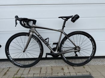 Used Trek Émonda SL 6 2020 2020 Road & Gravel
