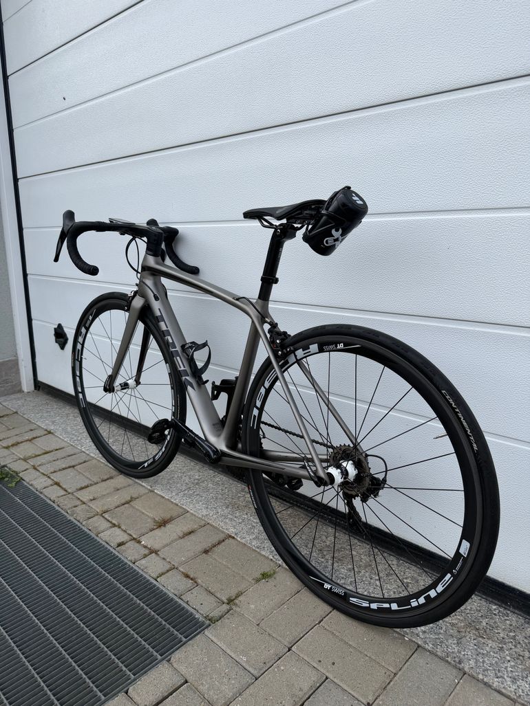 Used Trek Émonda SL 6 2020 2020 Road & Gravel — image 2 of 8