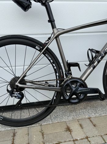 Used Trek Émonda SL 6 2020 2020 Road & Gravel — image 3 of 8