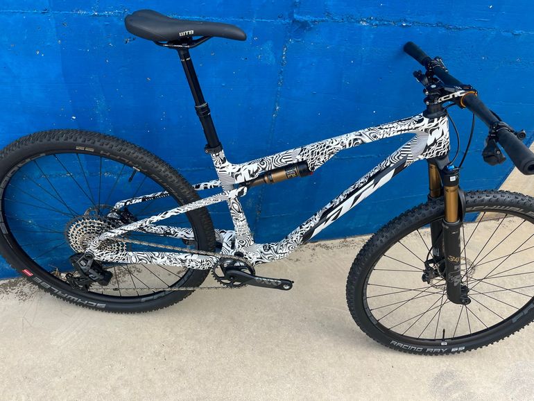 Used KTM SCARP MT EXONIC 2025 2025 Mountainbike, White, 29 — image 4 of 10