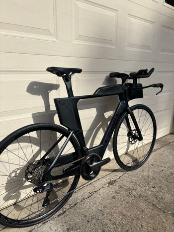 Used Quintana Roo V-PR - Ultegra Di2 12 Spd 2022 2022 Road & Gravel, Black — image 2 of 5