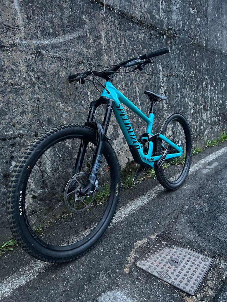 Used Specialized Specialized Enduro Comp 2021 Mountainbike — image 4 of 6