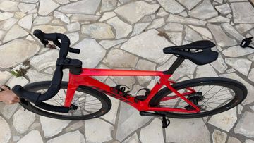 Giant Propel Advanced Pro 1 2023 2023 Road & Gravel usato, Rosso — immagine 3 di 7