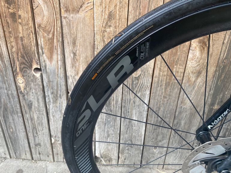 Used Giant TCR Advanced 1+ Disc 2021 2021 Road & Gravel, Black — image 6 of 7