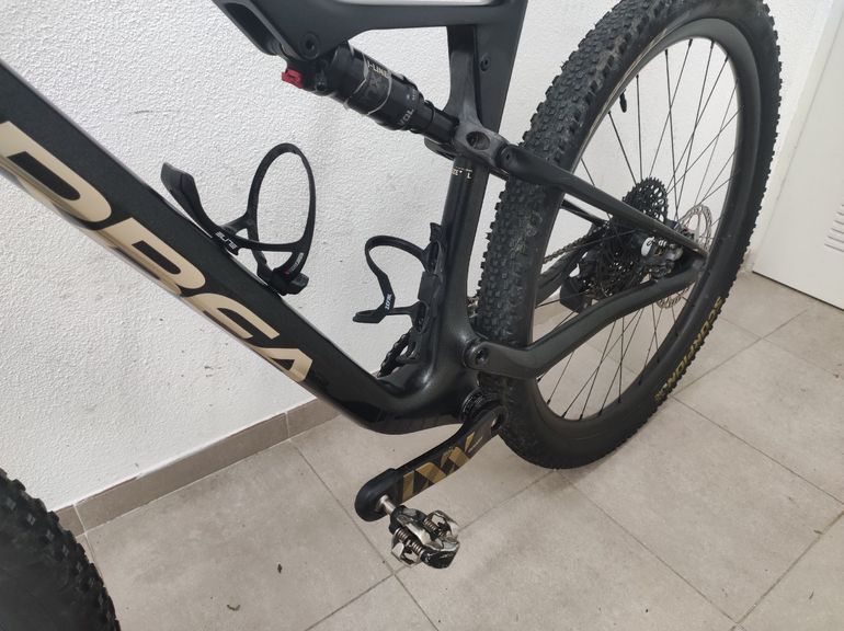 Used Orbea OIZ M11 AXS 2023 2023 Mountainbike, Black, 29 — image 10 of 12