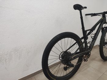 Used Orbea OIZ M11 AXS 2023 2023 Mountainbike, Black, 29 — image 5 of 12