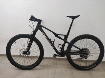 Used Orbea OIZ M11 AXS 2023 2023 Mountainbike, Black, 29 — image 2 of 12