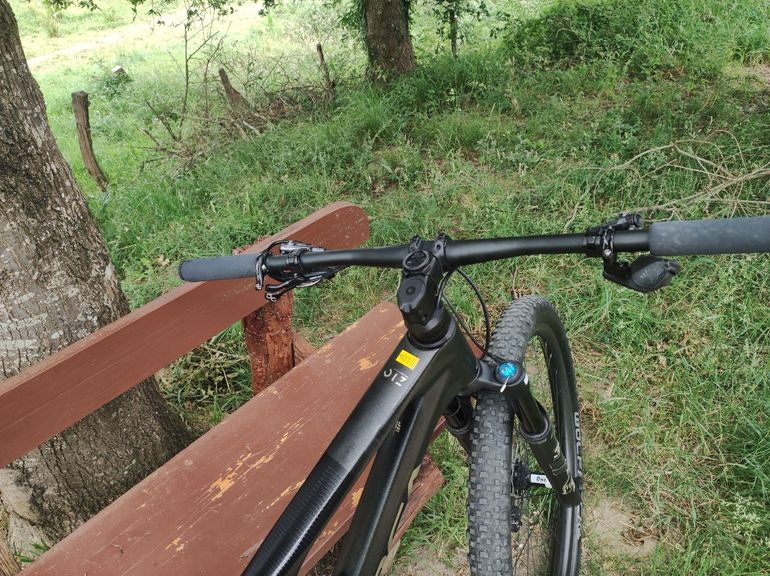 Used Orbea OIZ M11 AXS 2023 2023 Mountainbike, Negro — image 8 of 10