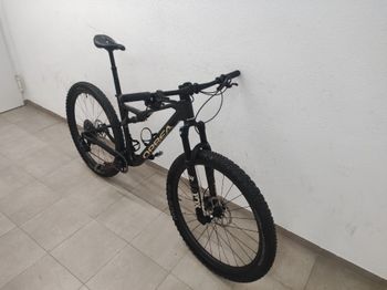 Used Orbea OIZ M11 AXS 2023 2023 Mountainbike, Black, 29 — image 4 of 12