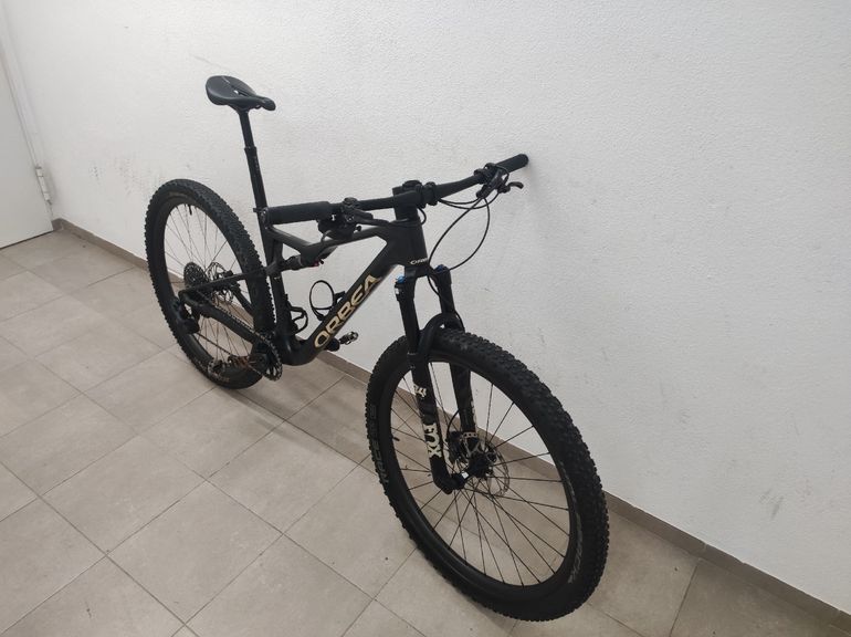 Used Orbea OIZ M11 AXS 2023 2023 Mountainbike, Black, 29 — image 4 of 12