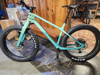 Used Canyon Dude CF 8 2023 2023 MTB