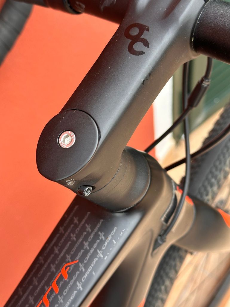 Used Orbea TERRA M20 2022 2022 Road & Gravel, Negro — image 13 of 18