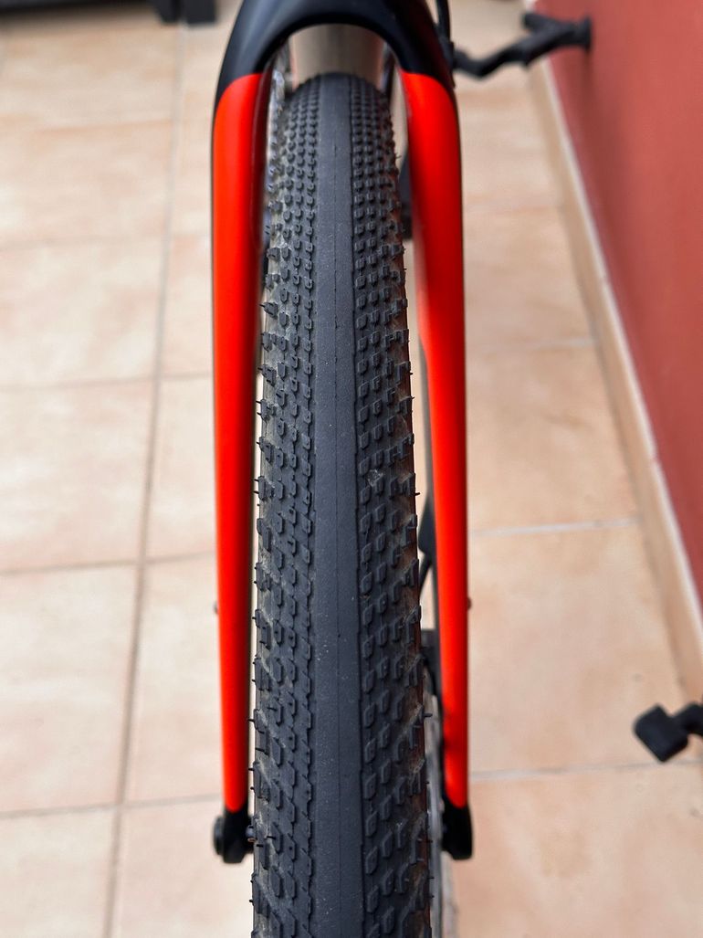 Used Orbea TERRA M20 2022 2022 Road & Gravel, Negro — image 10 of 18