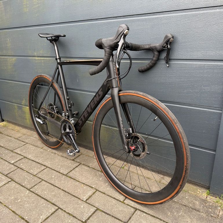 Used Stevens Izoard Shimano Ultegra 2020 Road & Gravel — image 1 of 5