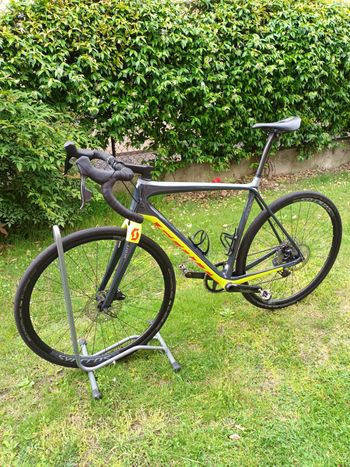 Used Scott SCOTT Addict 30 Disc 2020 Road & Gravel, Light Gray — image 10 of 10