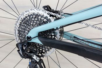 Used Santa Cruz Hightower LT CC 2019 Mountainbike, Blue — image 4 of 18