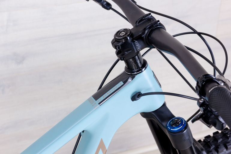Used Santa Cruz Hightower LT CC 2019 Mountainbike, Blue — image 6 of 18
