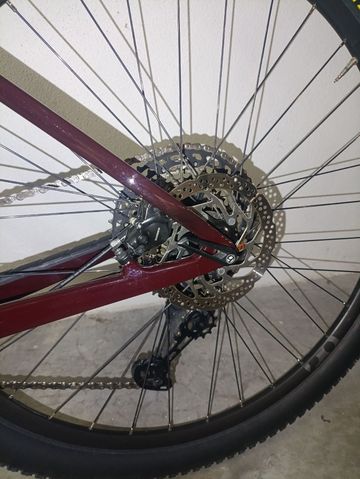 Used Trek Procaliber 9.8 2022 2022 Mountainbike, Red, 29 — image 13 of 15