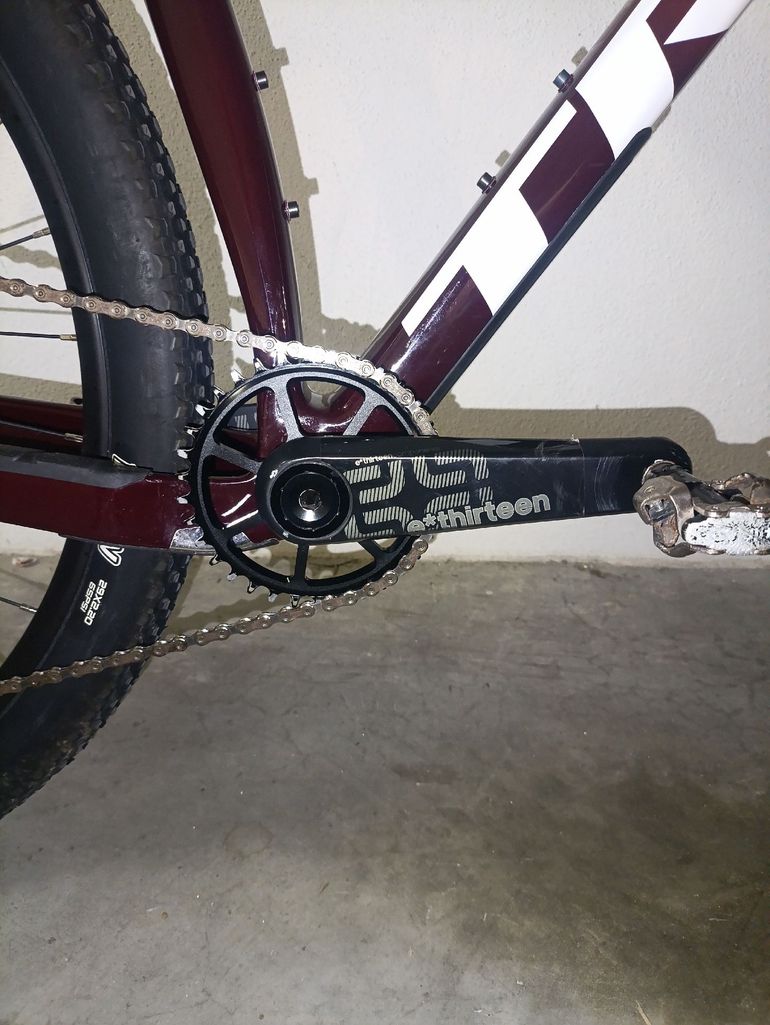 Used Trek Procaliber 9.8 2022 2022 Mountainbike, Red, 29 — image 8 of 15