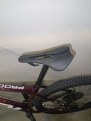 Used Trek Procaliber 9.8 2022 2022 Mountainbike, Red, 29 — image 15 of 15