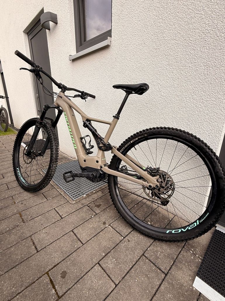 Used Specialized Men's Turbo Levo Comp 2019 2019 Mountainbike, Orange, 29 — image 2 of 4