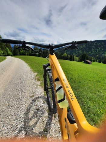 Used Trek Top Fuel 9.8 GX AXS Gen 3 2023 2023 Mountainbike, Orange, 29 — image 2 of 4