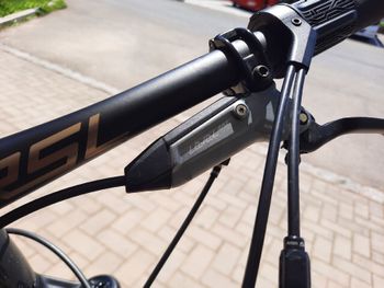Used Trek Top Fuel 9.8 GX AXS Gen 3 2023 2023 Mountainbike, Orange, 29 — image 9 of 11