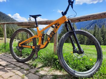 Used Trek Top Fuel 9.8 GX AXS Gen 3 2023 2023 MTB