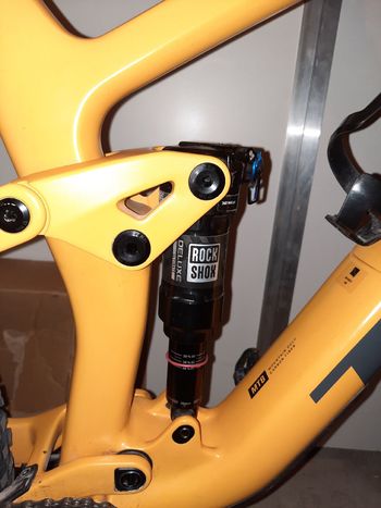 Used Trek Top Fuel 9.8 GX AXS Gen 3 2023 2023 Mountainbike, Orange, 29 — image 11 of 11