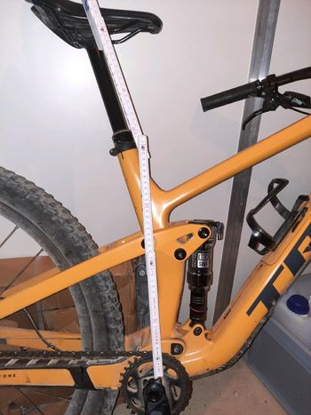 Used Trek Top Fuel 9.8 GX AXS Gen 3 2023 2023 Mountainbike, Orange, 29 — image 5 of 5
