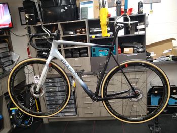 Used Basso Diamante 2024 Road & Gravel, White — image 2 of 3
