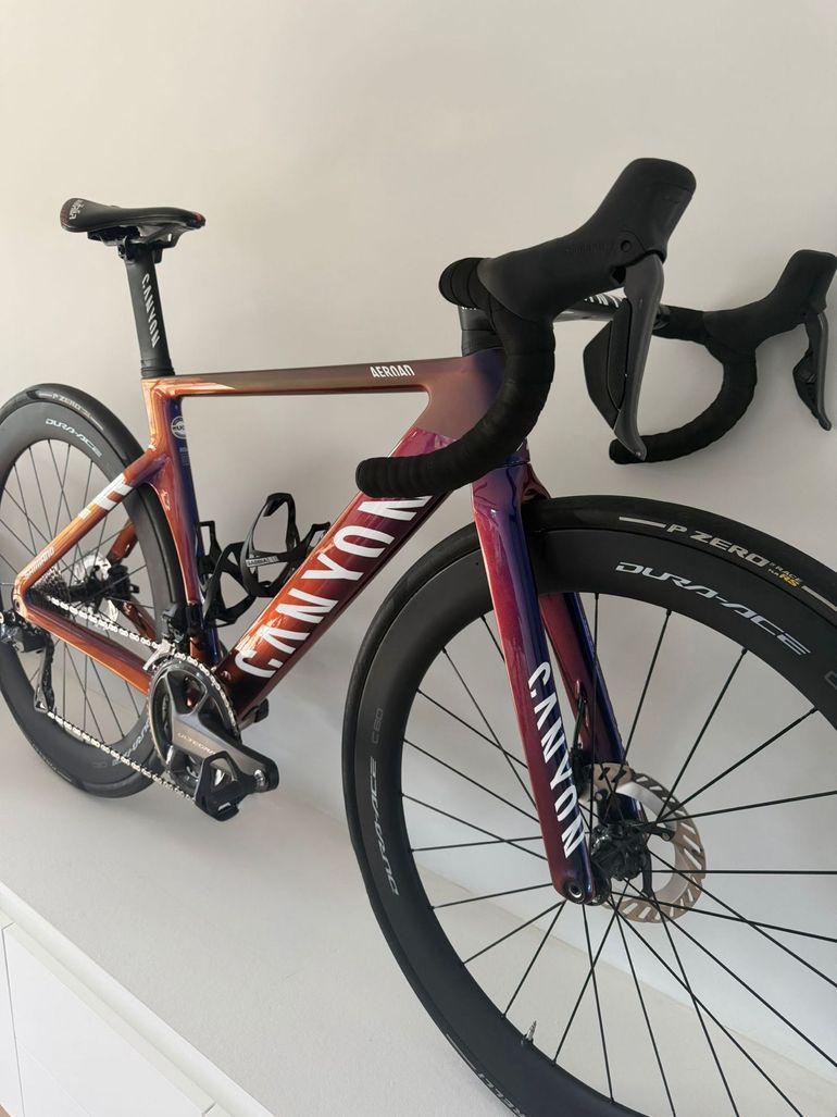Used Canyon Aeroad Shimano Ultegra Di2 2024 Road & Gravel, Purple — image 2 of 7