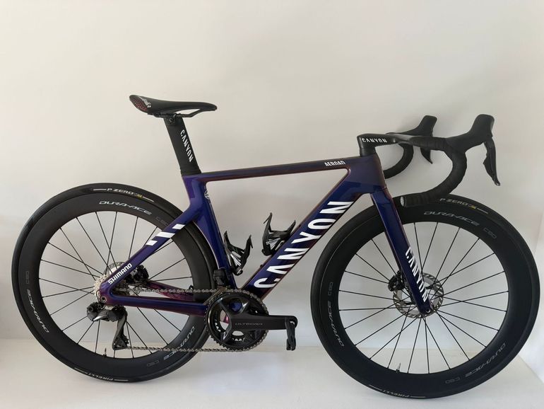 Used Canyon Aeroad Shimano Ultegra Di2 2024 Road & Gravel, Purple — image 1 of 7