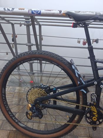 Used Specialized CAMBER FSR ELITE CARBON 29 2016 2016 Mountainbike, Black — image 2 of 3