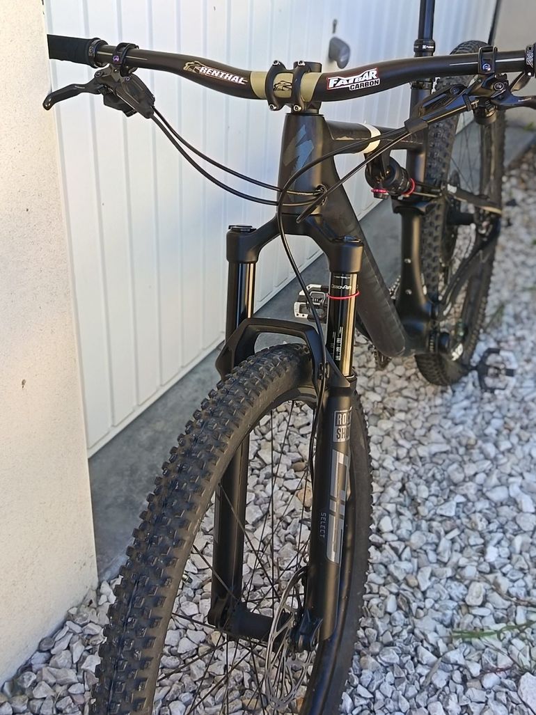 Used Specialized Epic EVO Expert 2023 2023 Mountainbike, Black — image 2 of 6