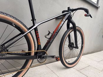 Used ryet Ryet Custom SRAM Force eTap AXS 2025 Road & Gravel, Black — image 3 of 6