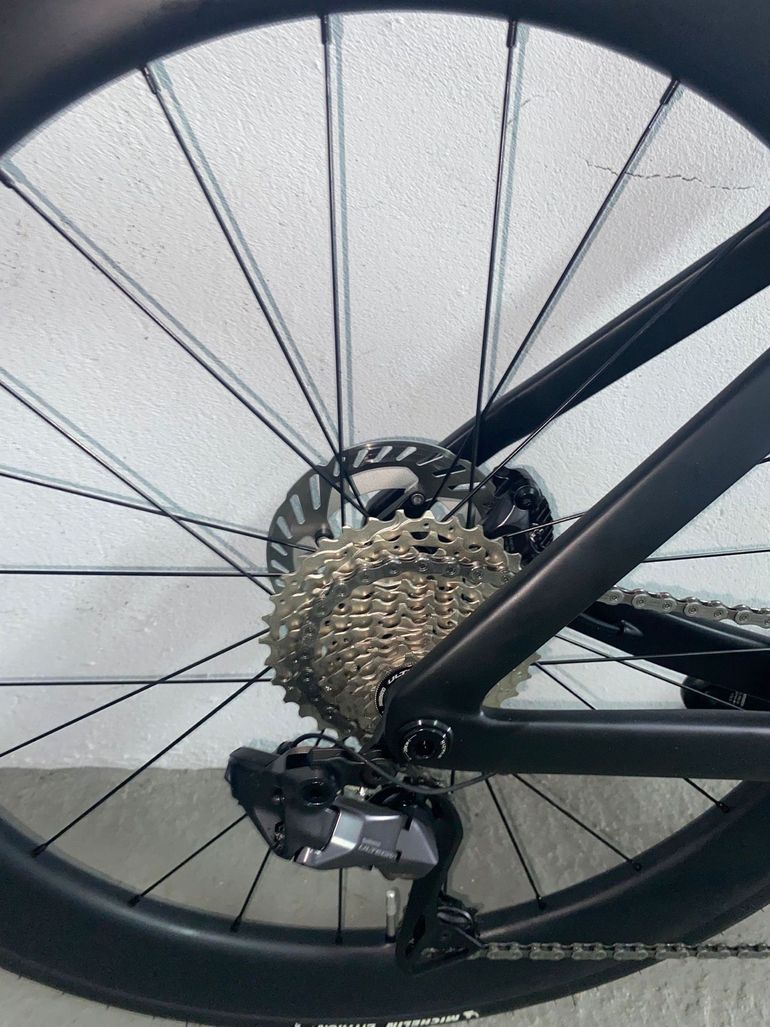 Used Colnago Y1Rs Shimano Ultegra Di2 2025 Road & Gravel, White — image 3 of 7