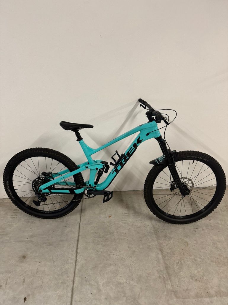 Used Trek Slash 8 Gen 5 2022 2022 Mountainbike, Blau, 29 — image 2 of 4