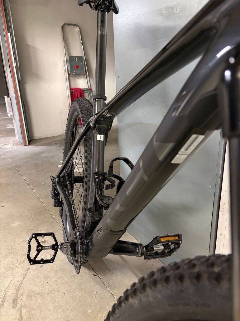 Used Trek Procaliber 9.5 2023 Frameset 2023 Mountainbike — image 8 of 9