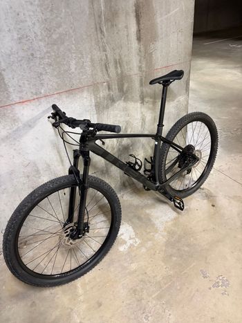 Used Trek Procaliber 9.5 2023 Frameset 2023 Mountainbike — image 2 of 9