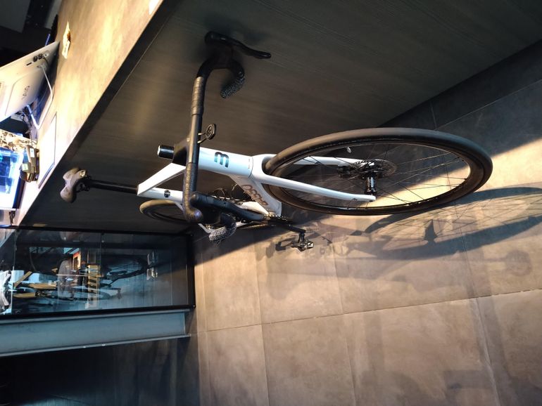 Used Basso Venta R 2025 Road & Gravel, White — image 2 of 3